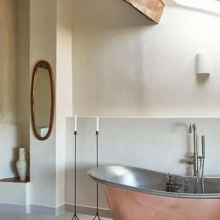 Luxury Townhouse In The Heart Of Medieval St Paul De Vence * Saint-Paul-de-Vence