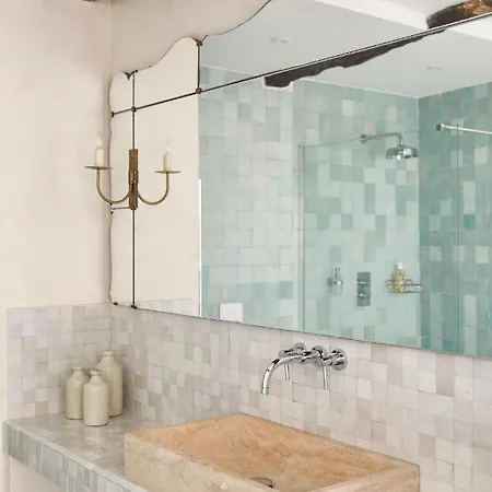 Luxury Townhouse In The Heart Of Medieval St Paul De Vence *