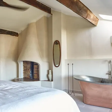Luxury Townhouse In The Heart Of Medieval St Paul De Vence Holiday home